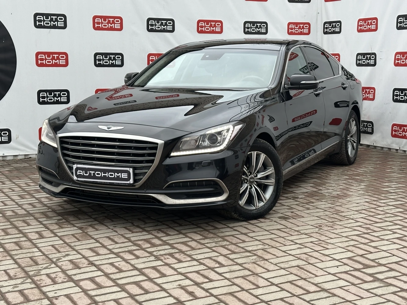 Genesis G80, 2018г, передний привод, автомат