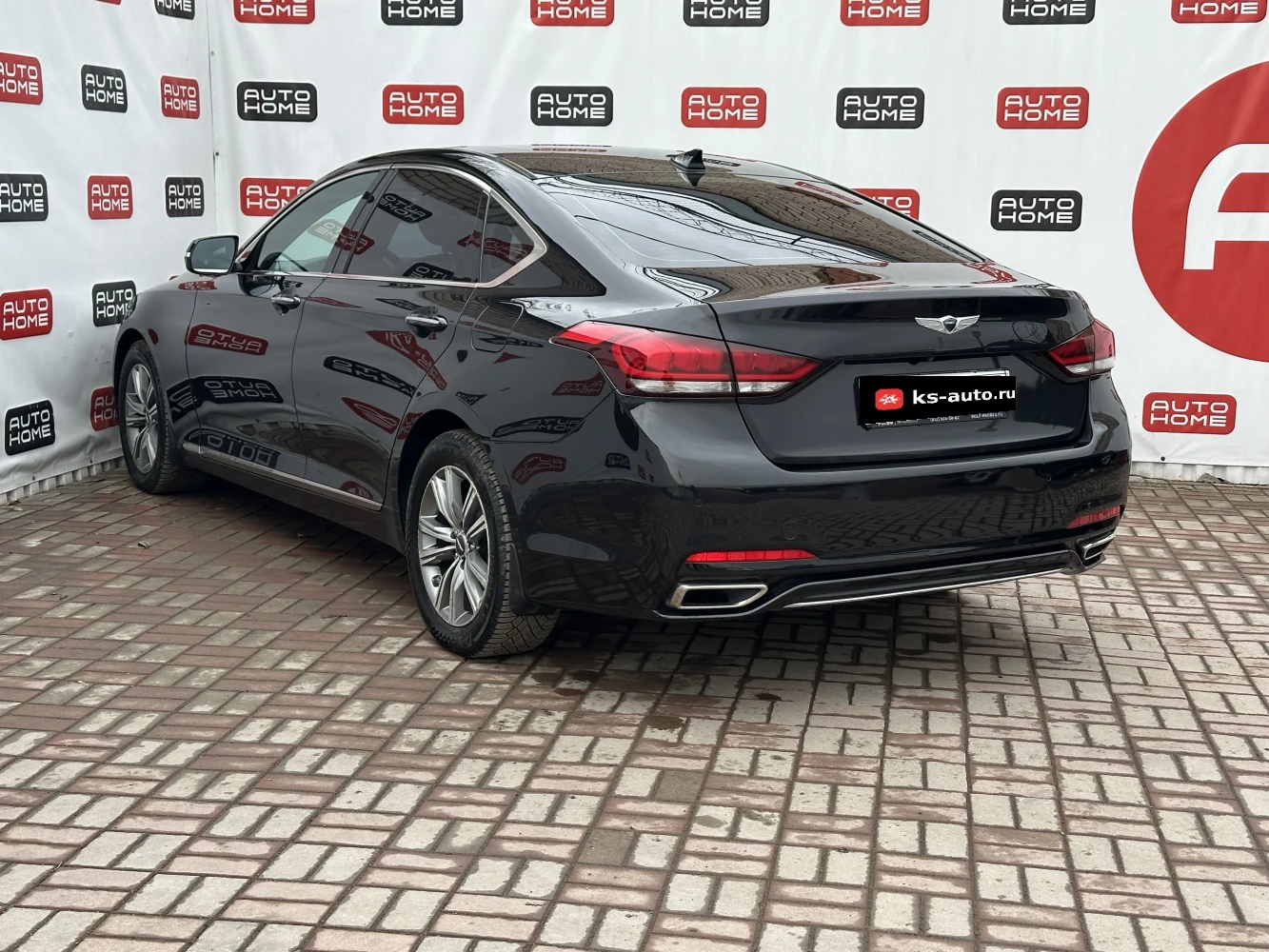 Genesis G80, 2018г, передний привод, автомат