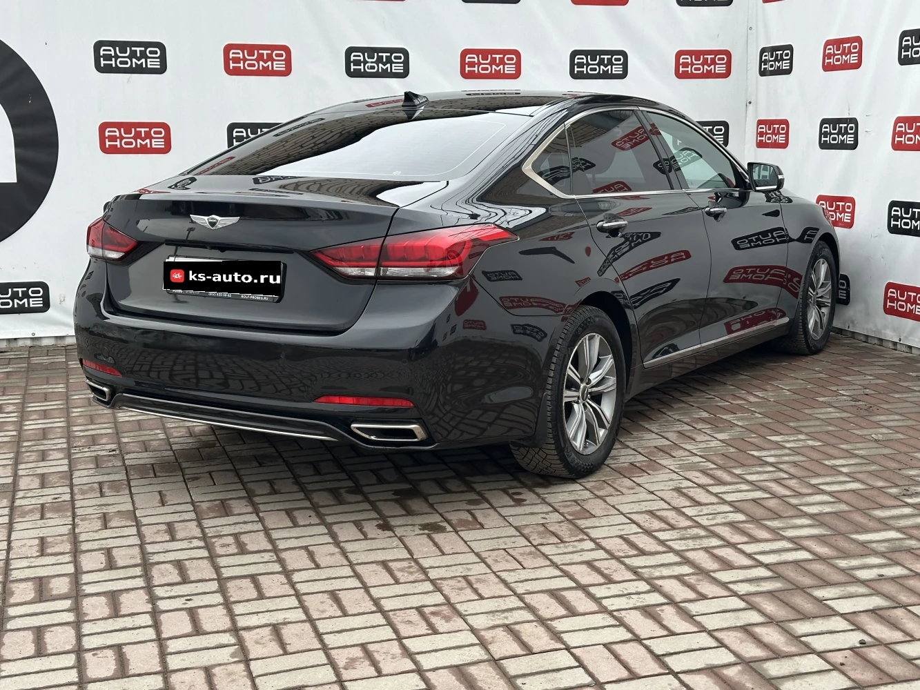 Genesis G80, 2018г, передний привод, автомат