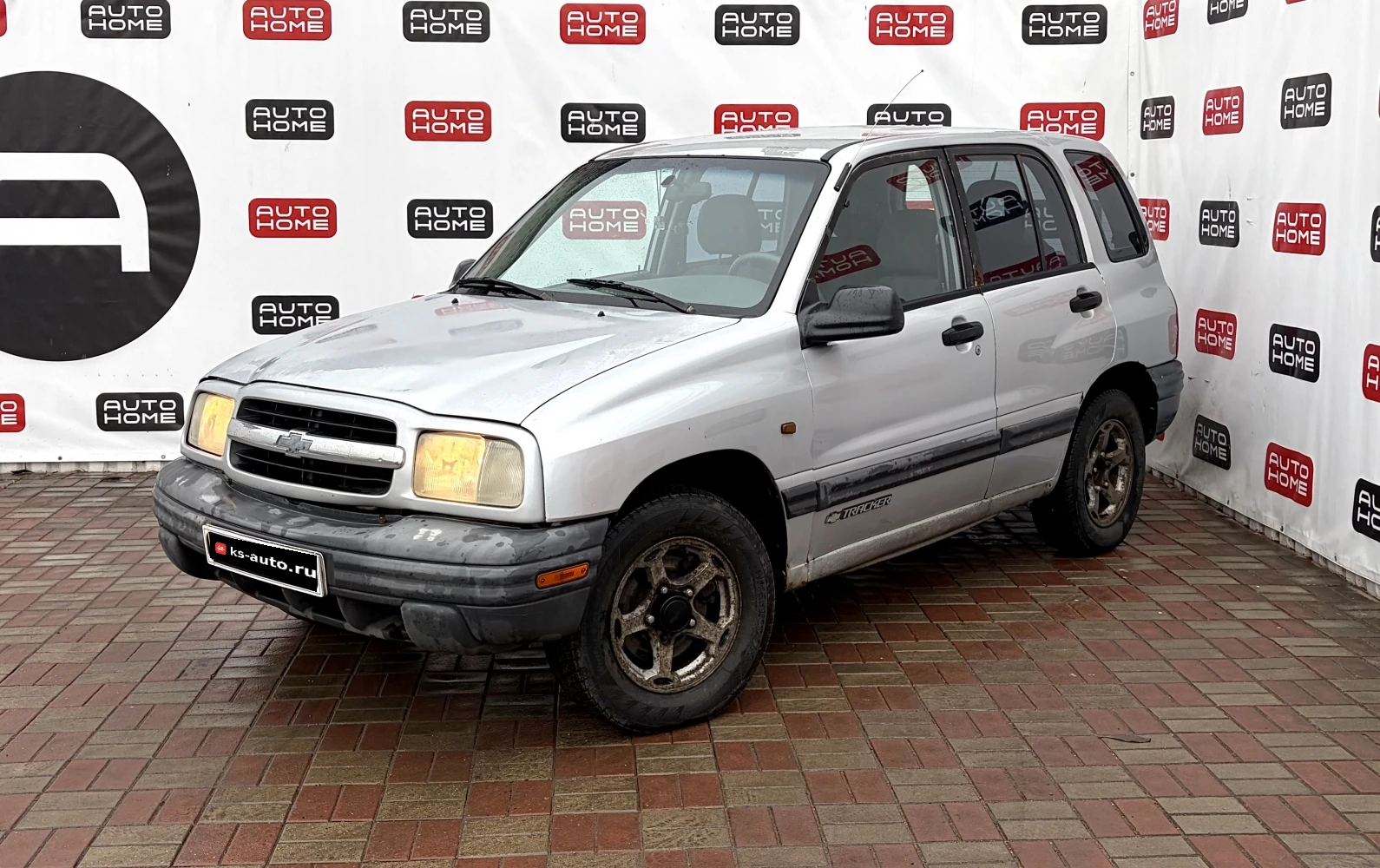 Chevrolet Tracker, 1999г, передний привод, автомат