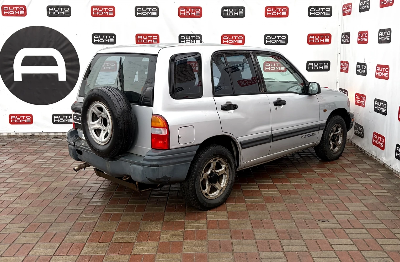 Chevrolet Tracker, 1999г, передний привод, автомат