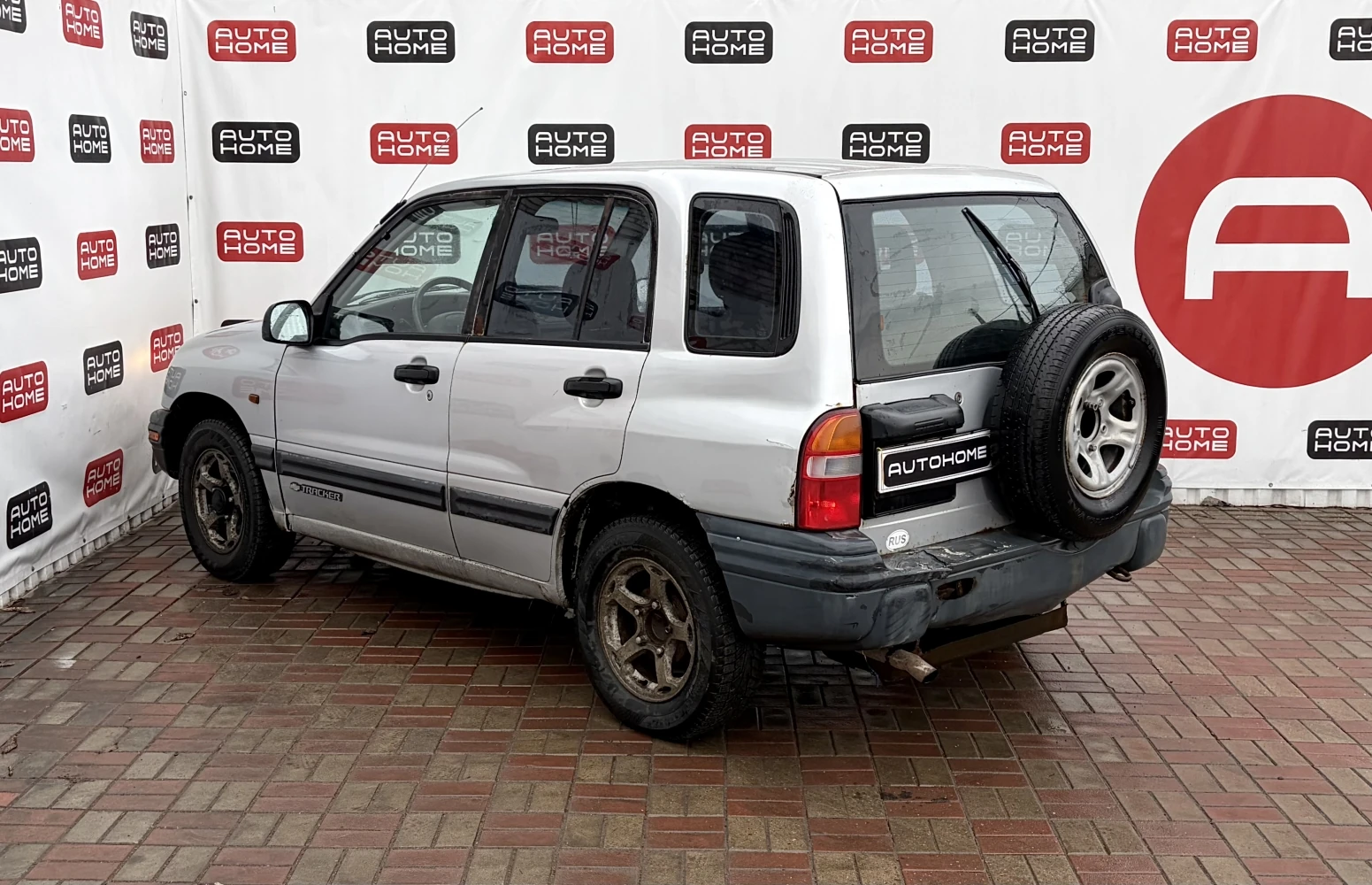 Chevrolet Tracker, 1999г, передний привод, автомат