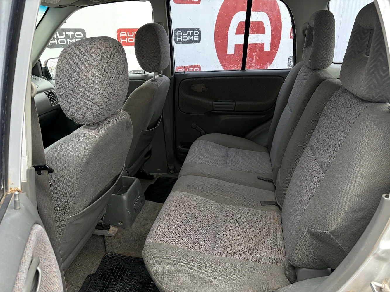 Chevrolet Tracker, 1999г, передний привод, автомат