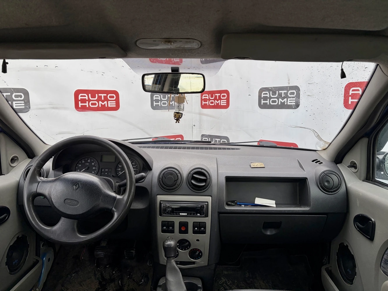 Renault Logan, 2006г, передний привод, механика