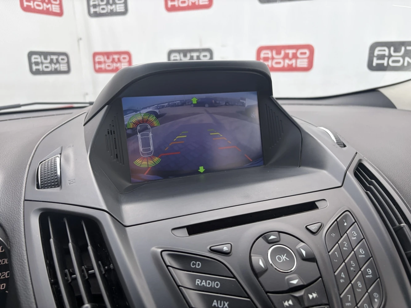 Ford Kuga, 2015г, передний привод, автомат