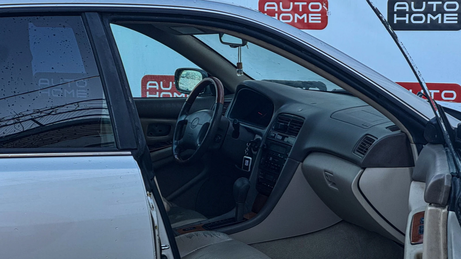 Lexus ES, 2001г, передний привод, автомат