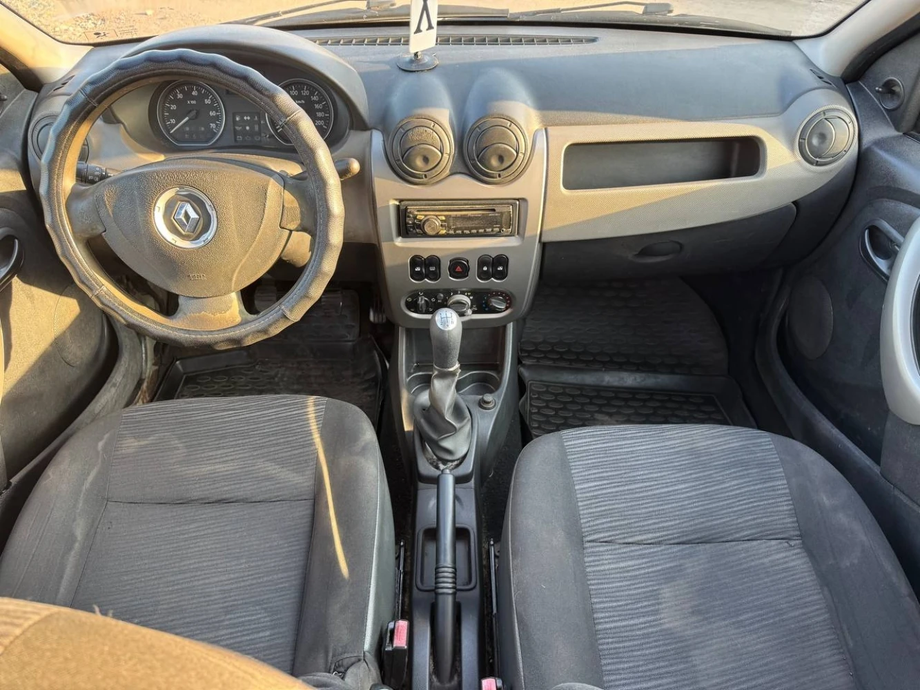 Renault Logan, 2011г, передний привод, механика