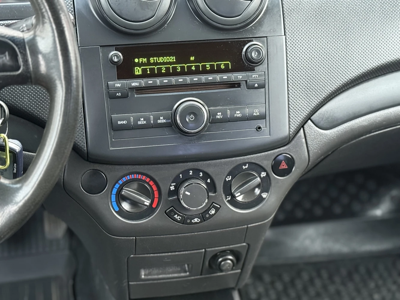 Chevrolet Aveo, 2007г, передний привод, механика