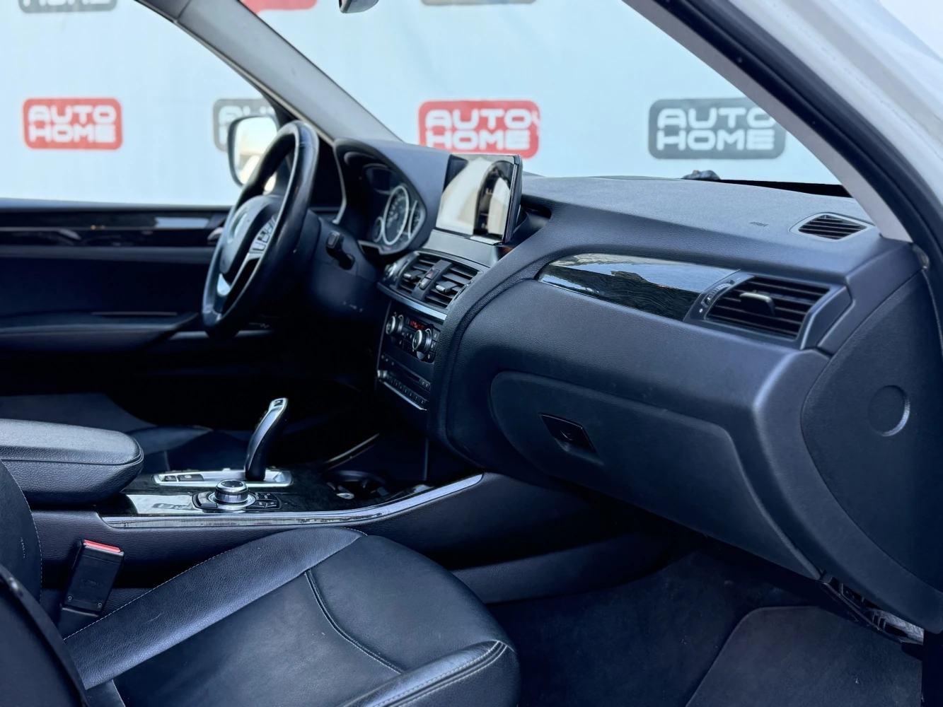 BMW X3, 2012г, передний привод, автомат