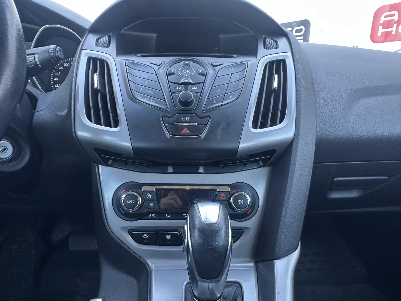 Ford Focus, 2014г, передний привод, робот