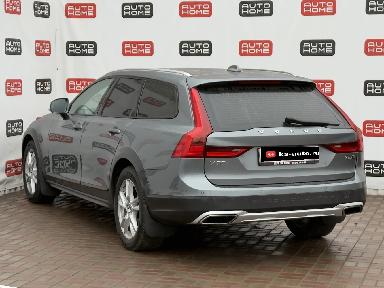 Volvo V90 Cross Country, 2017г, передний привод, автомат