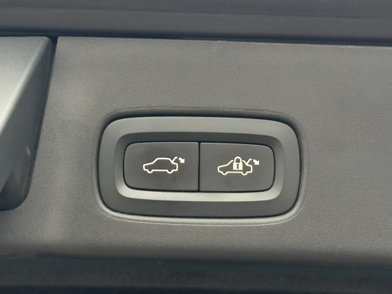 Volvo V90 Cross Country, 2017г, передний привод, автомат