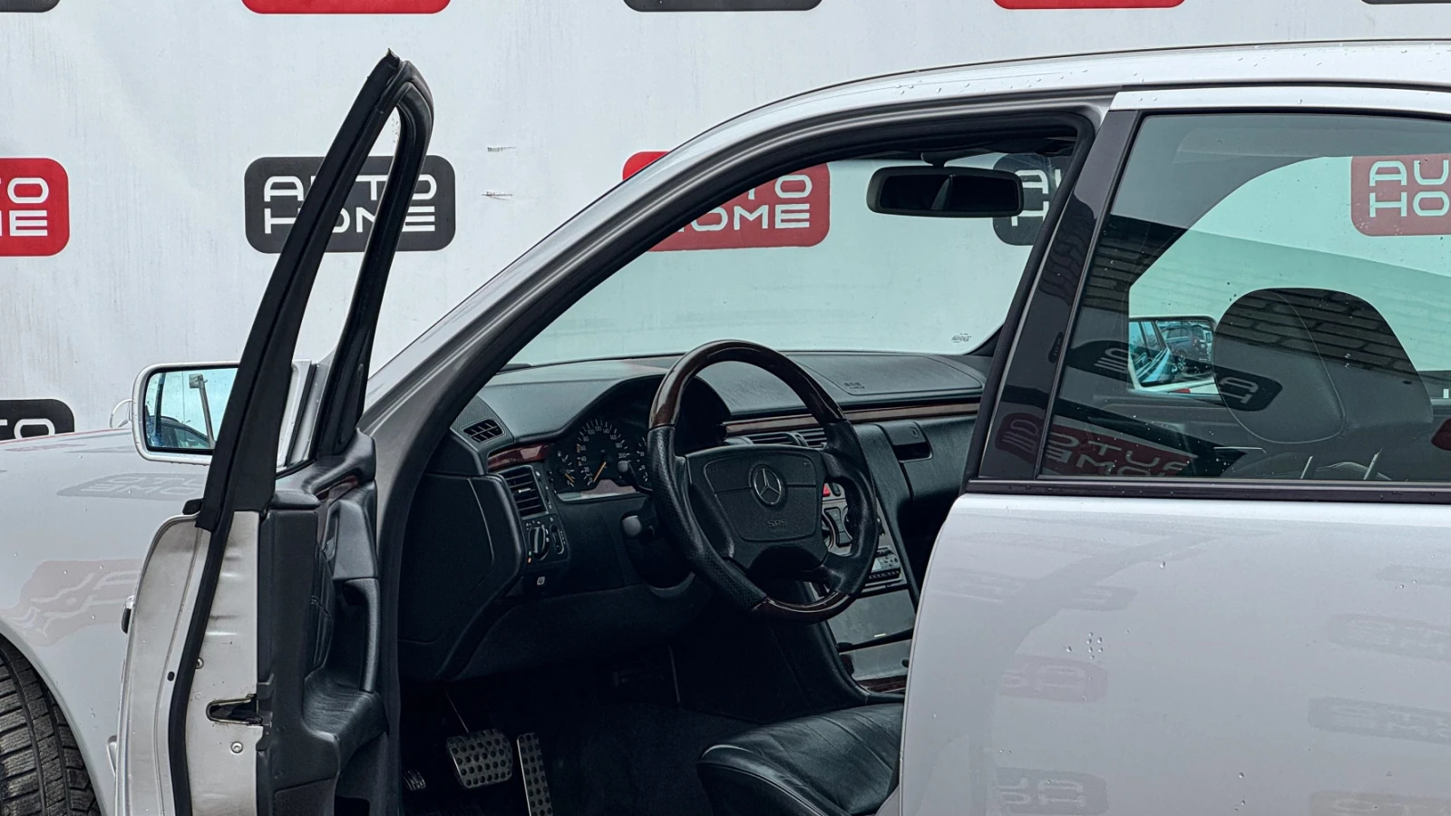 Mercedes-Benz E-Класс, 1997г, передний привод, автомат