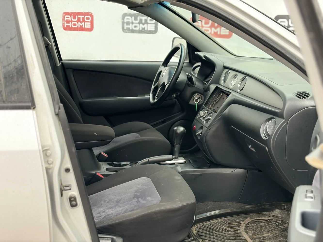 Mitsubishi Outlander, 2003г, передний привод, автомат