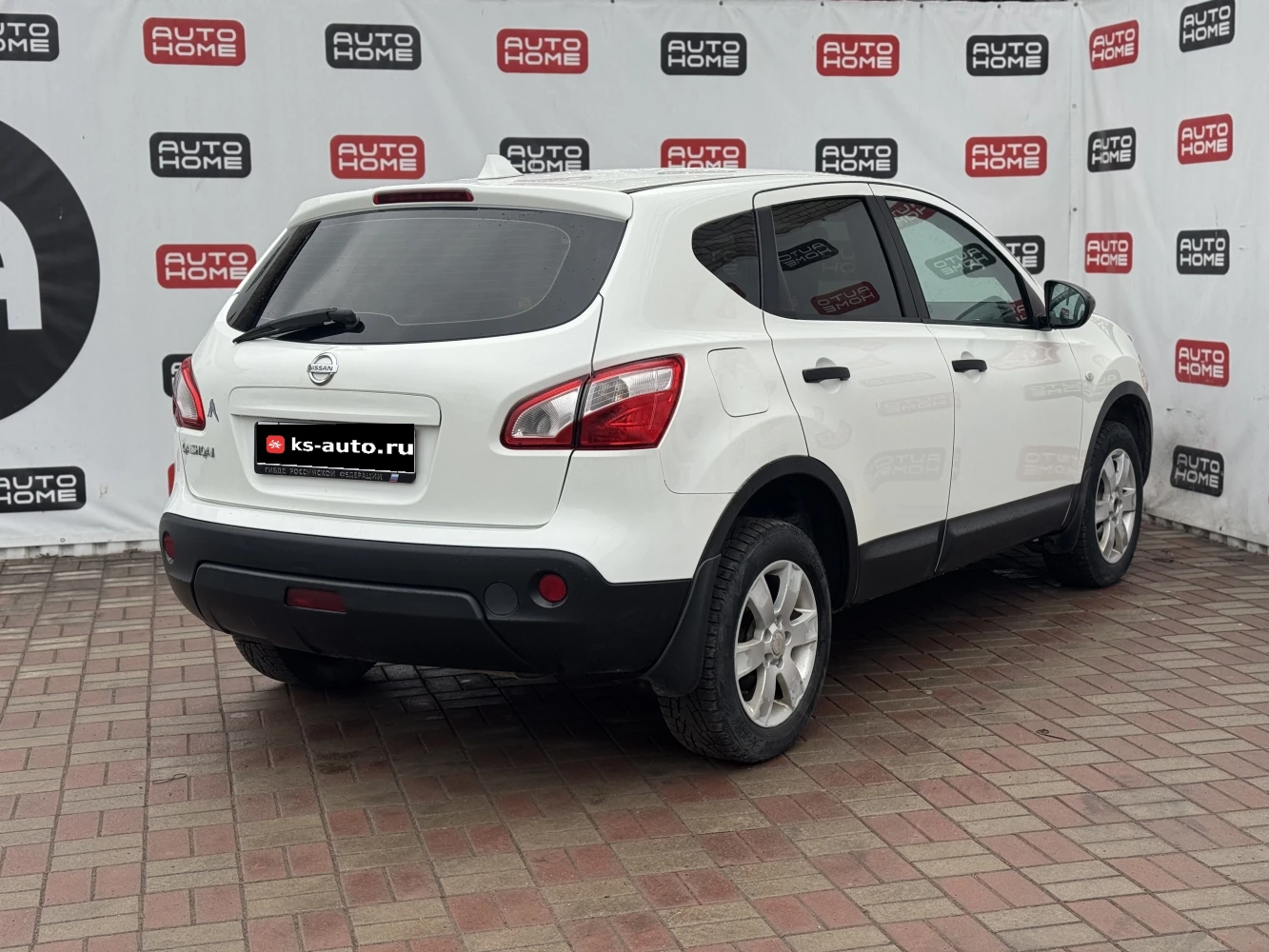 Nissan Qashqai, 2010г, передний привод, вариатор