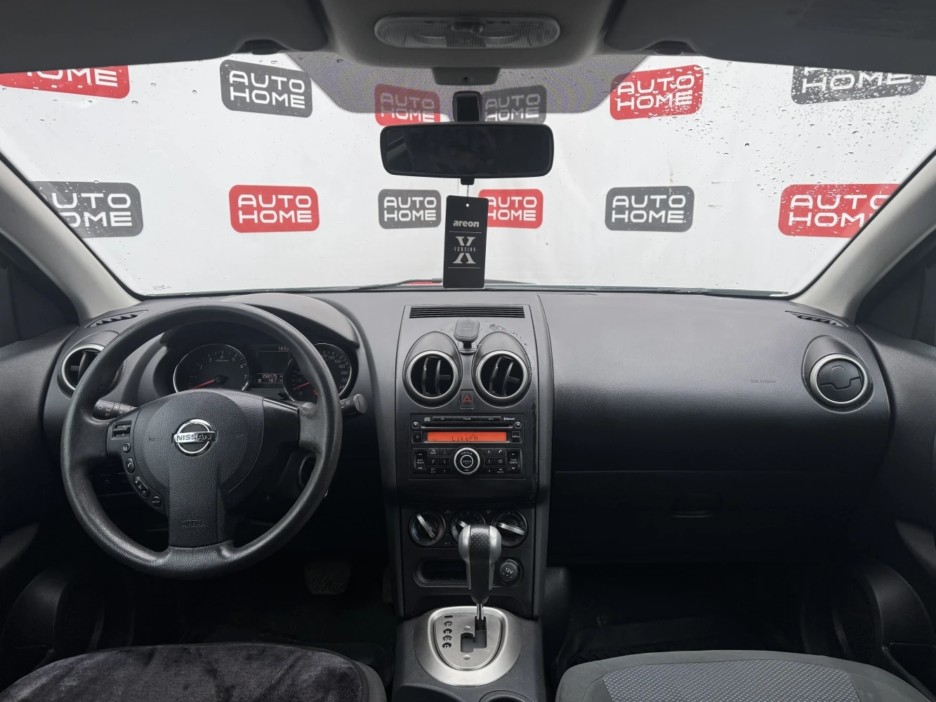 Nissan Qashqai, 2010г, передний привод, вариатор