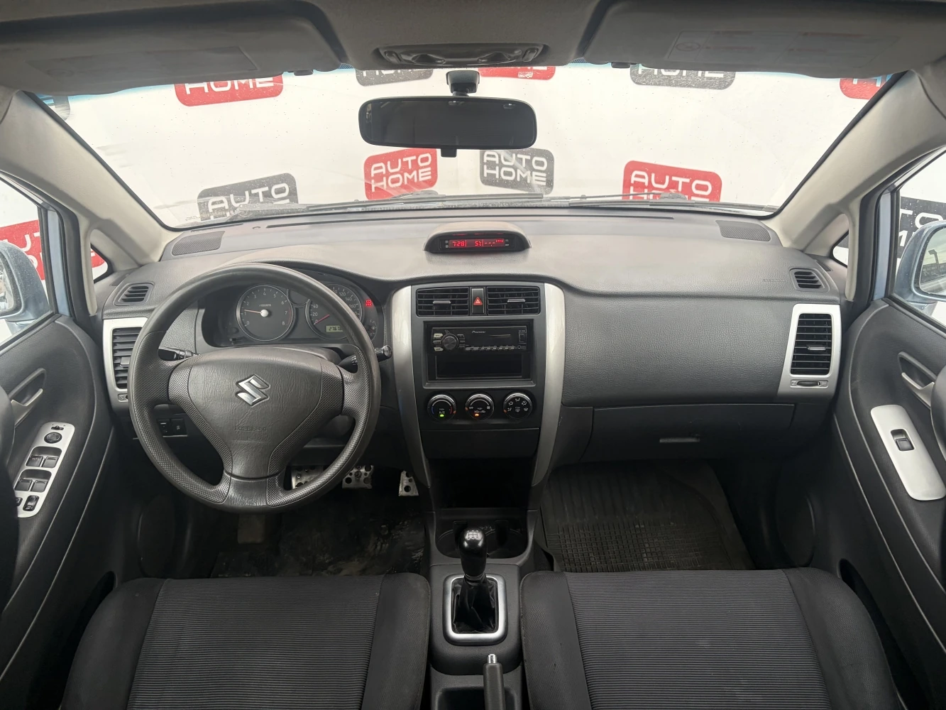 Suzuki Liana, 2006г, передний привод, механика