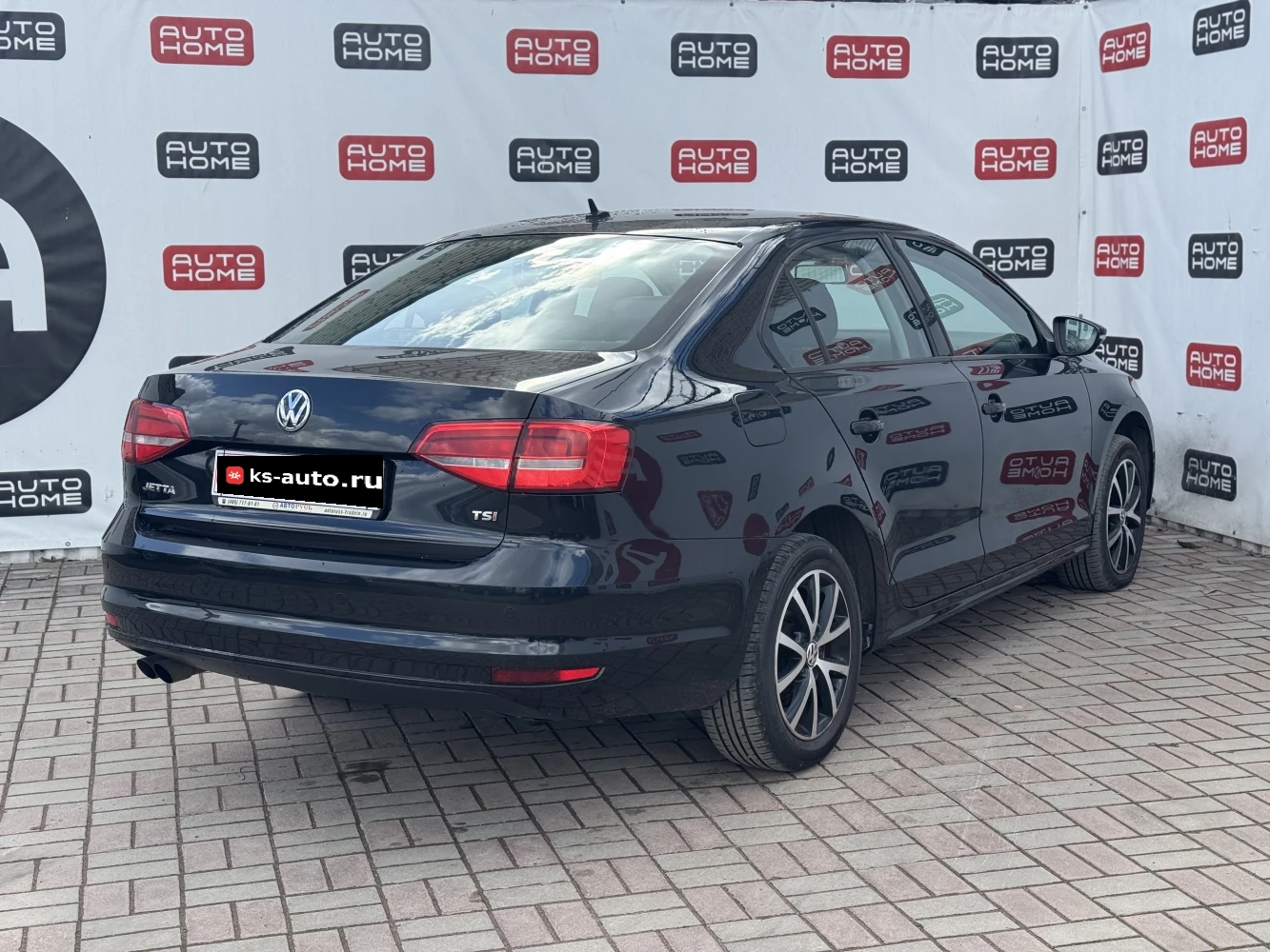 Volkswagen Jetta, 2015г, передний привод, робот