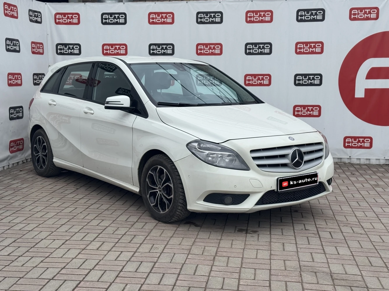 Mercedes-Benz B-Класс, 2012г, передний привод, робот
