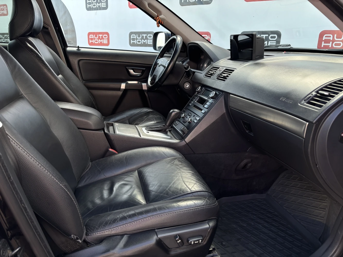 Volvo XC90, 2012г, передний привод, автомат