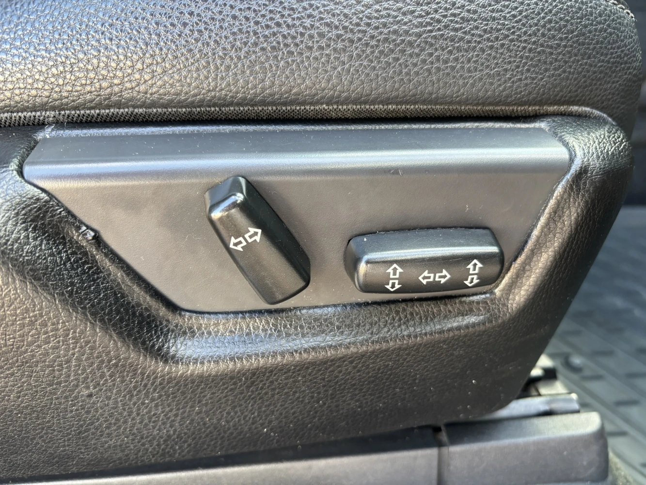 Volvo XC90, 2012г, передний привод, автомат