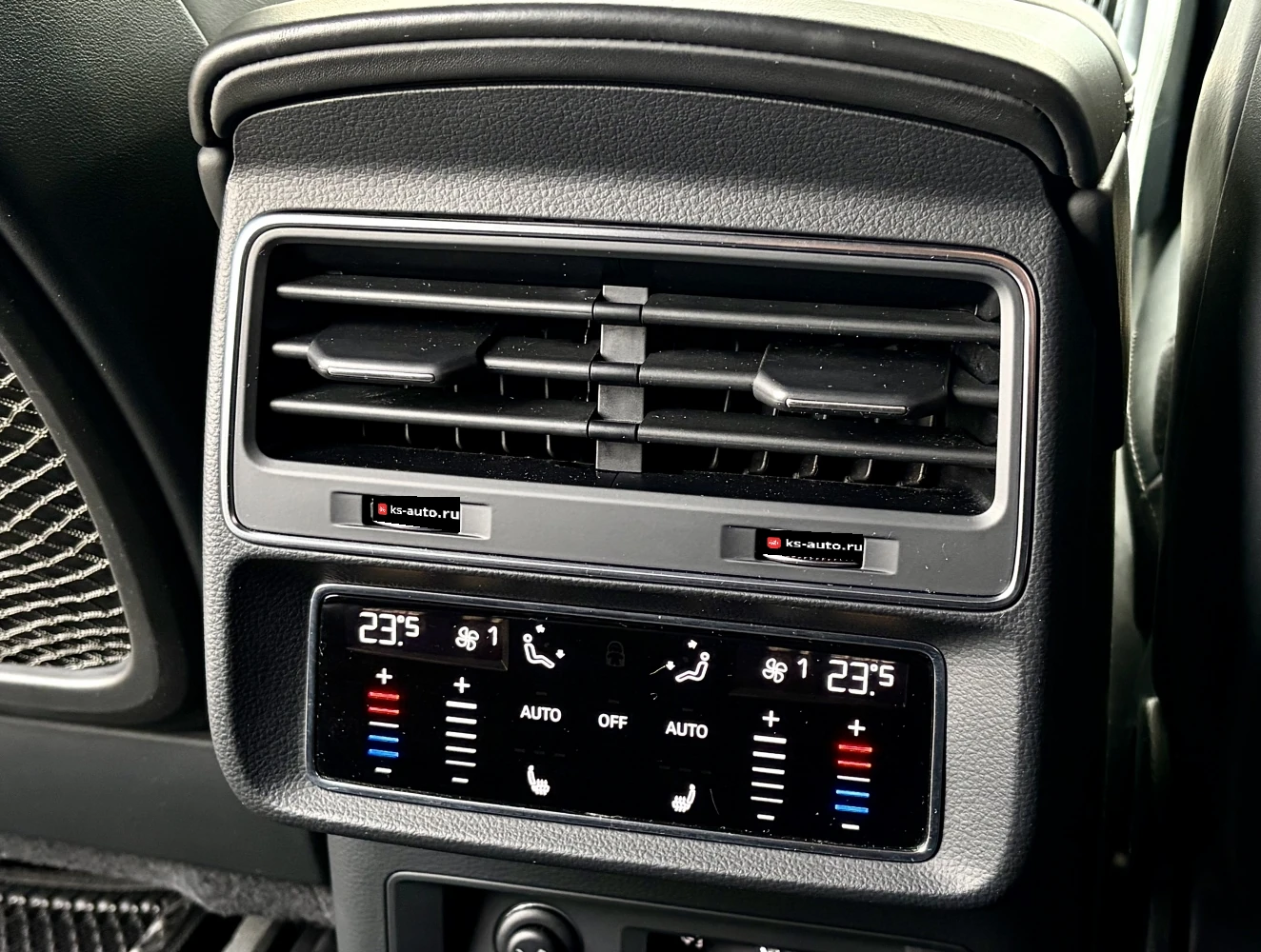 Audi Q8, 2020г, передний привод, автомат