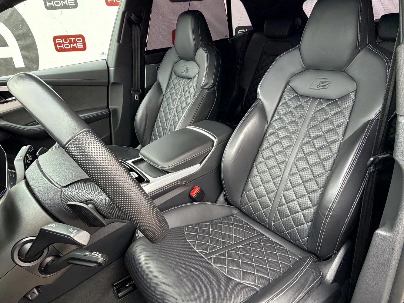 Audi Q8, 2020г, передний привод, автомат