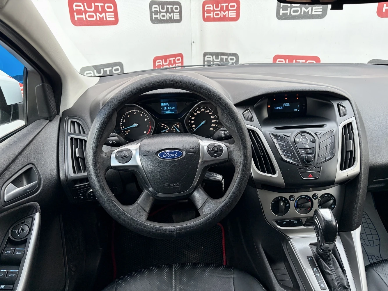 Ford Focus, 2012г, передний привод, робот