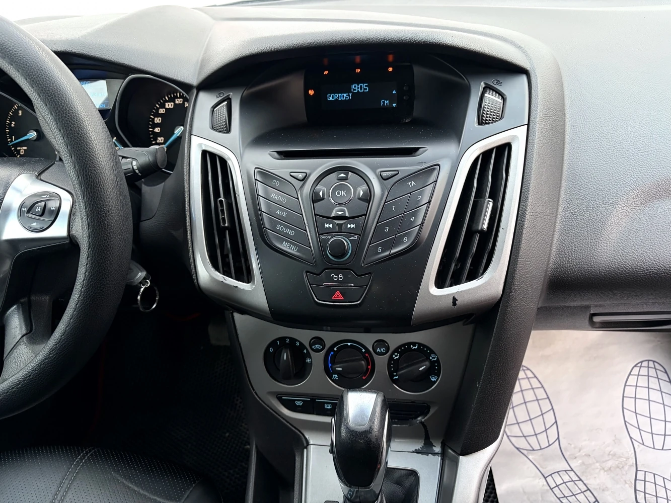 Ford Focus, 2012г, передний привод, робот