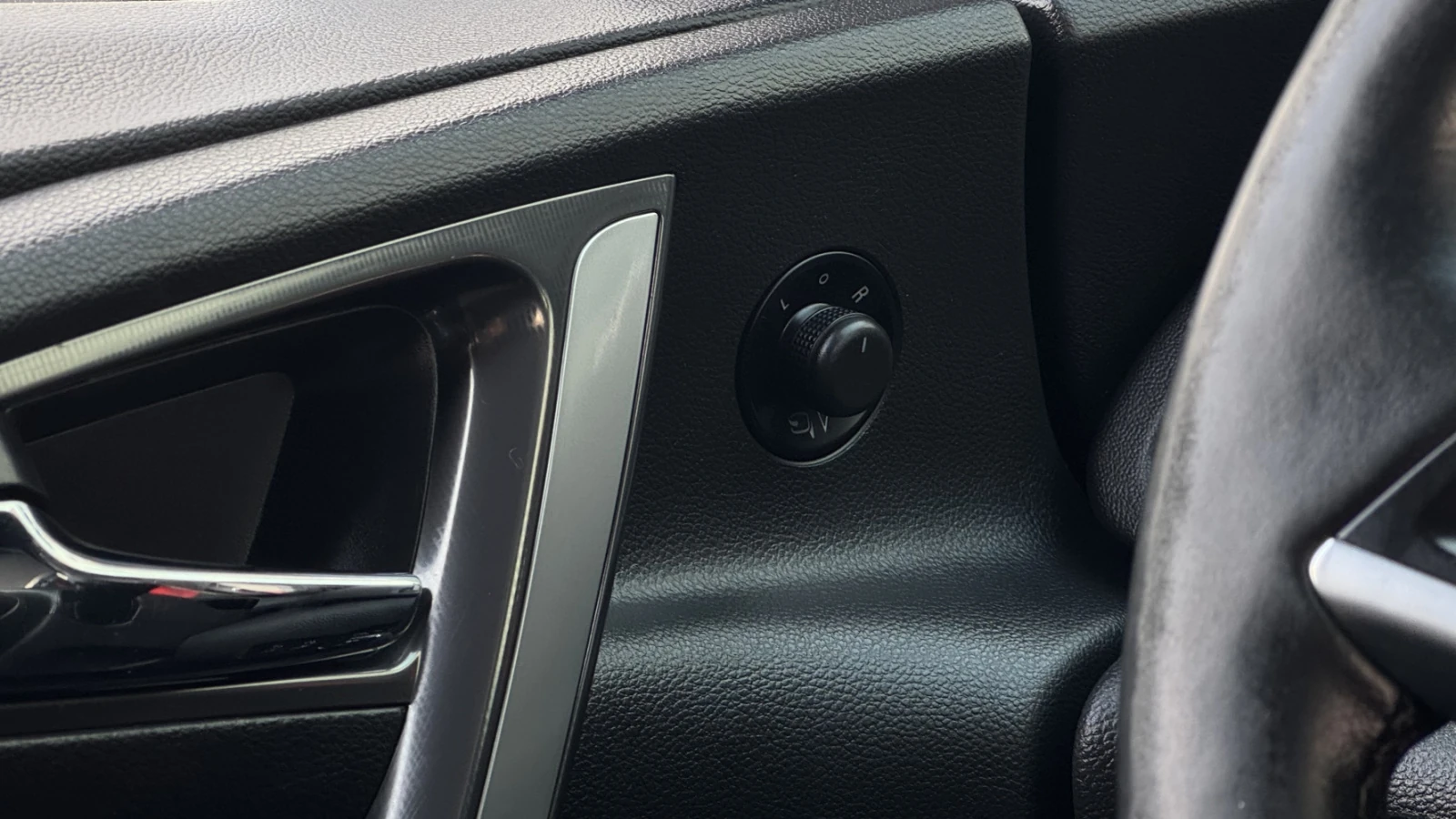 Opel Astra, 2011г, передний привод, автомат