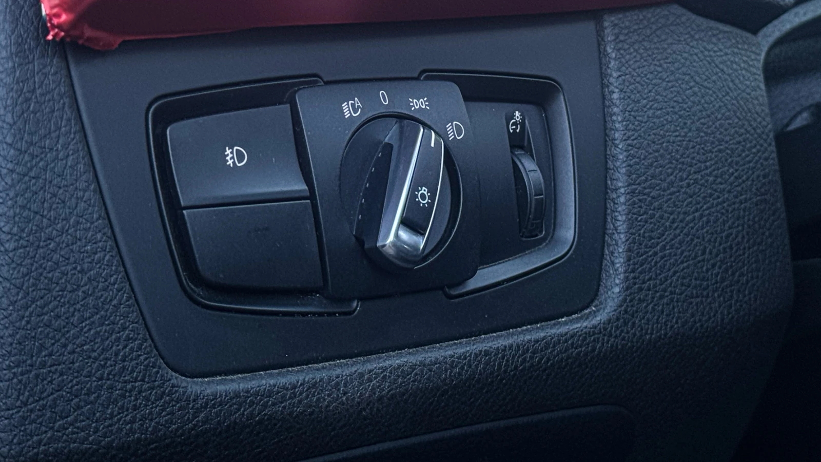 BMW 3 серии, 2015г, передний привод, автомат