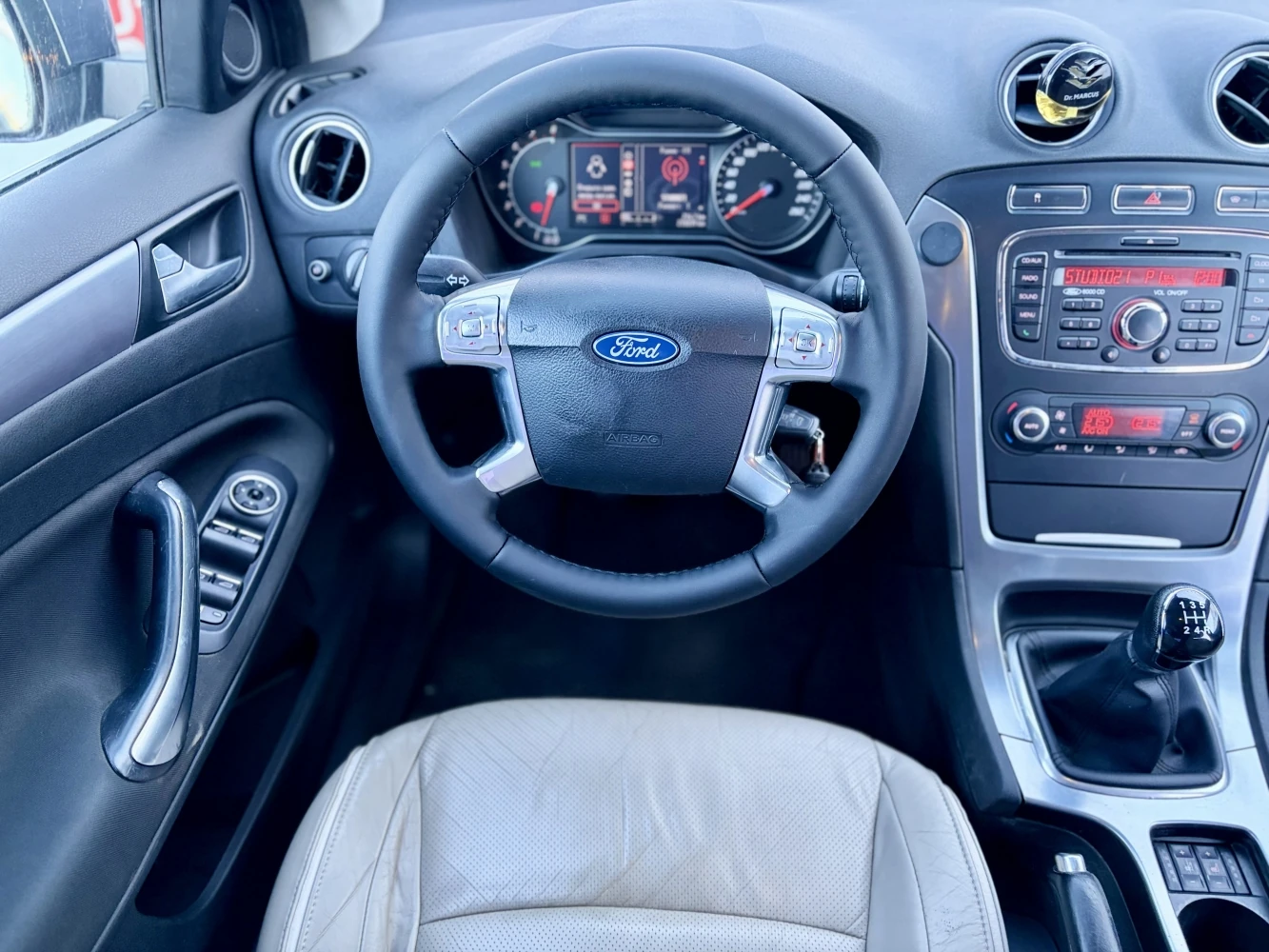 Ford Mondeo, 2011г, передний привод, механика