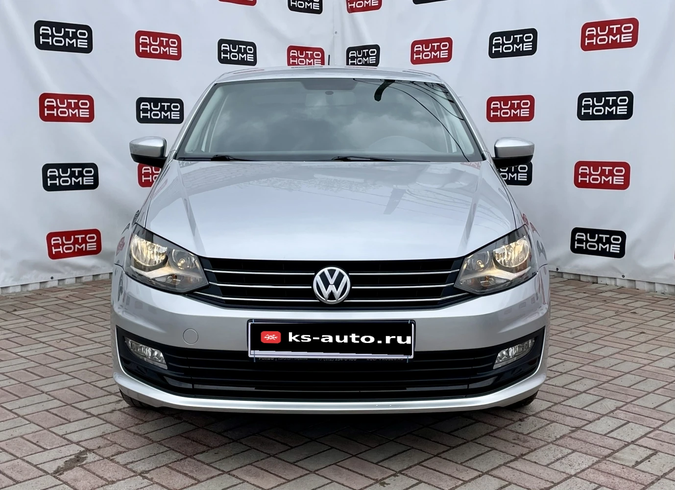 Volkswagen Polo, 2018г, передний привод, автомат