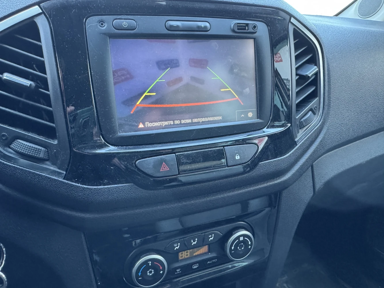 Lada (ВАЗ) XRAY, 2018г, передний привод, робот