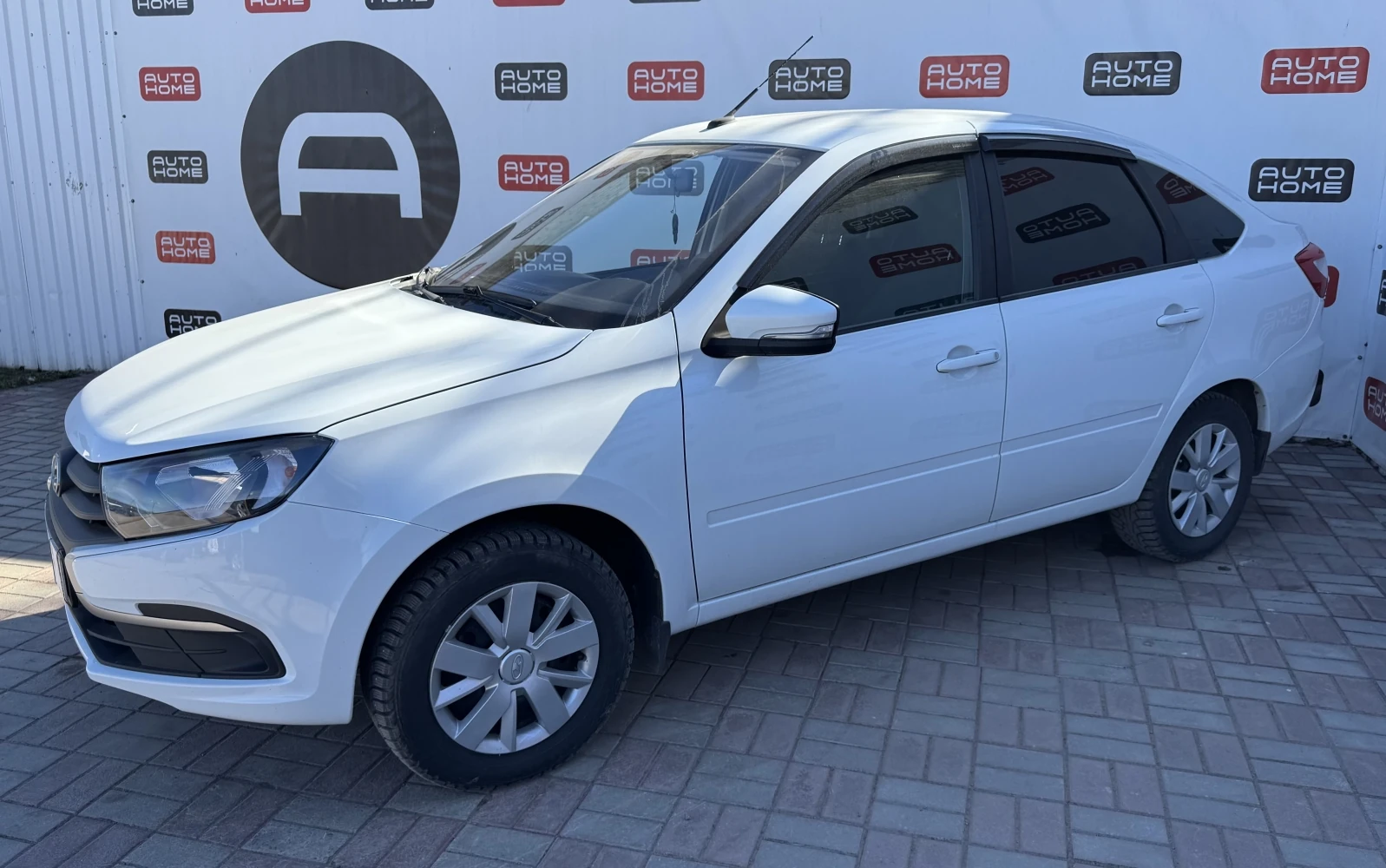 Lada (ВАЗ) Granta, 2023г, передний привод, механика