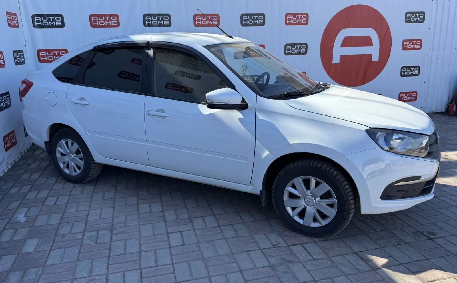 Lada (ВАЗ) Granta, 2023г, передний привод, механика