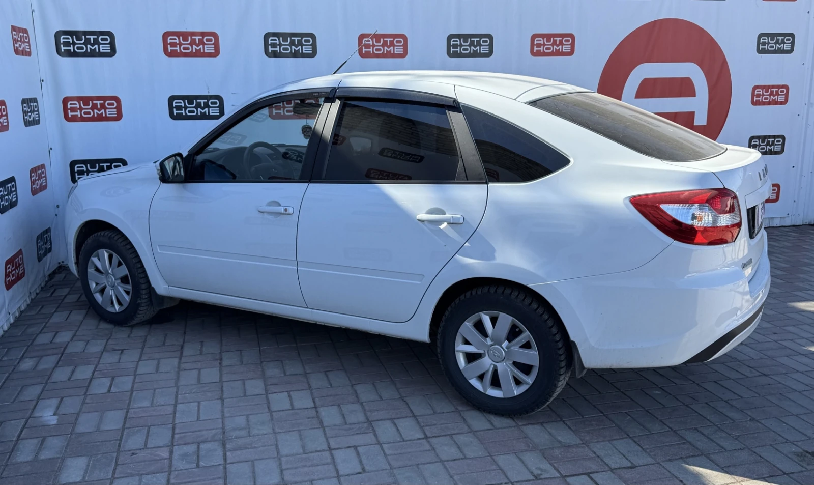 Lada (ВАЗ) Granta, 2023г, передний привод, механика