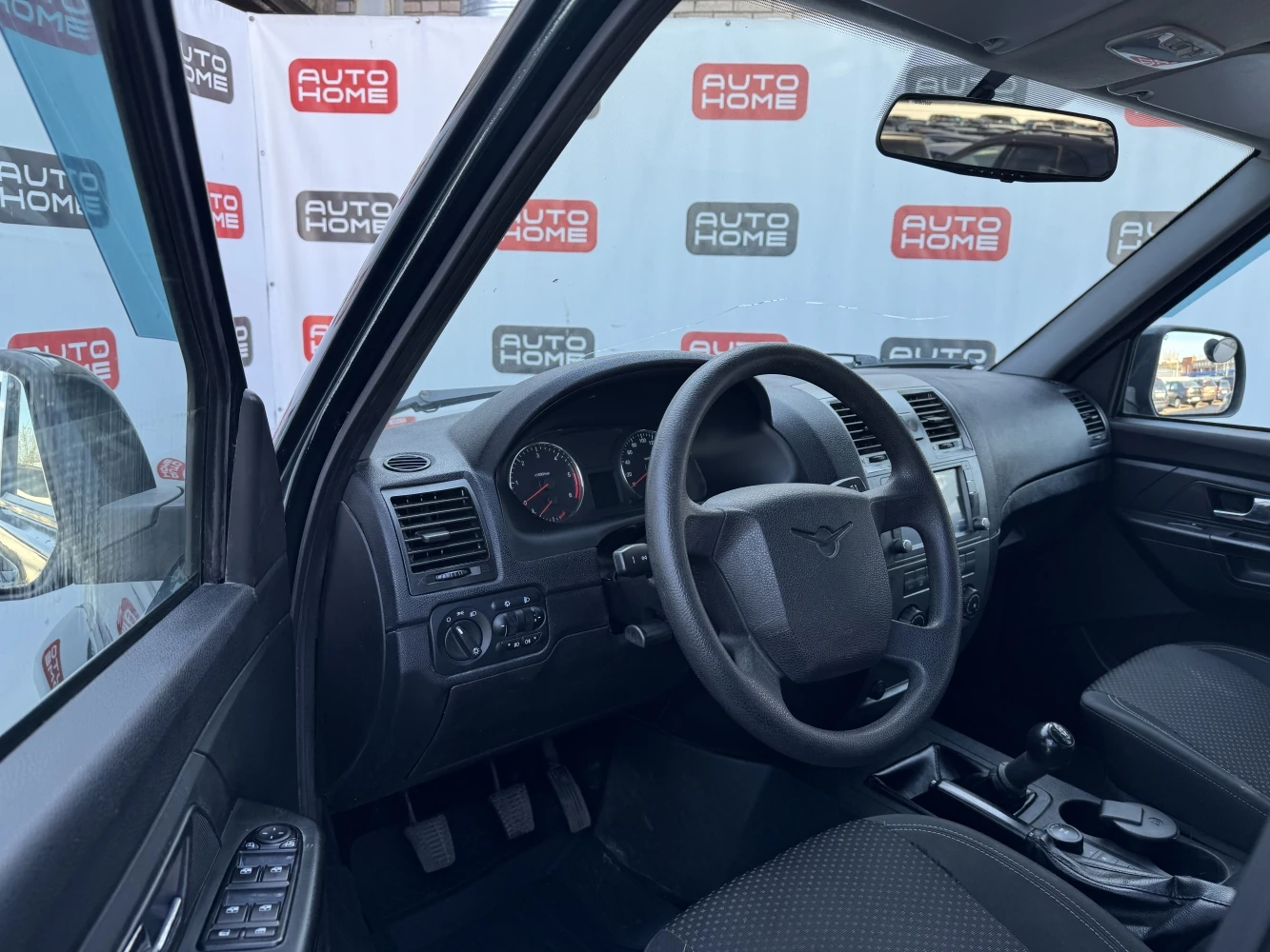 УАЗ Patriot, 2016г, передний привод, механика