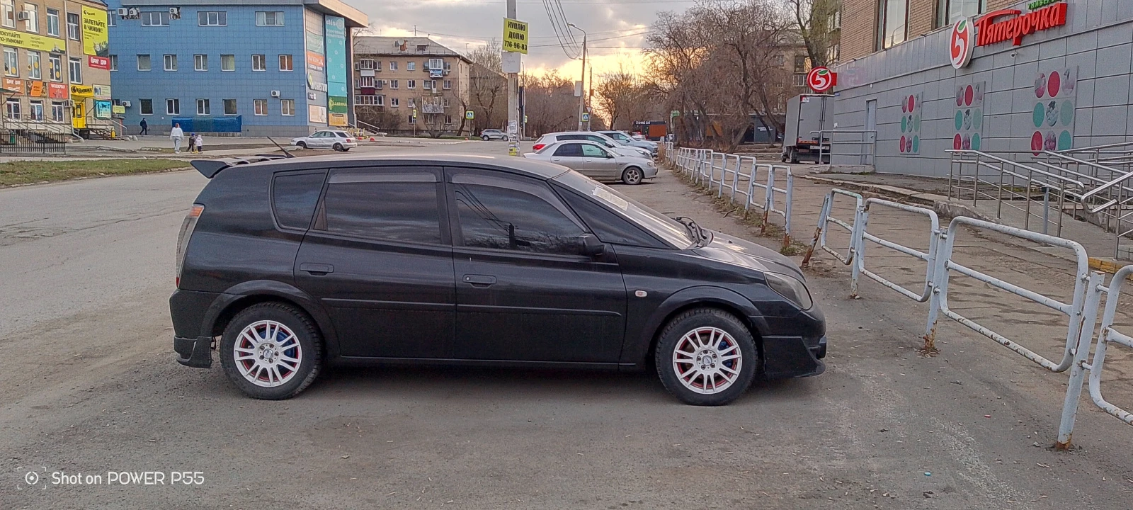 Toyota Opa, 2001г, передний привод, вариатор