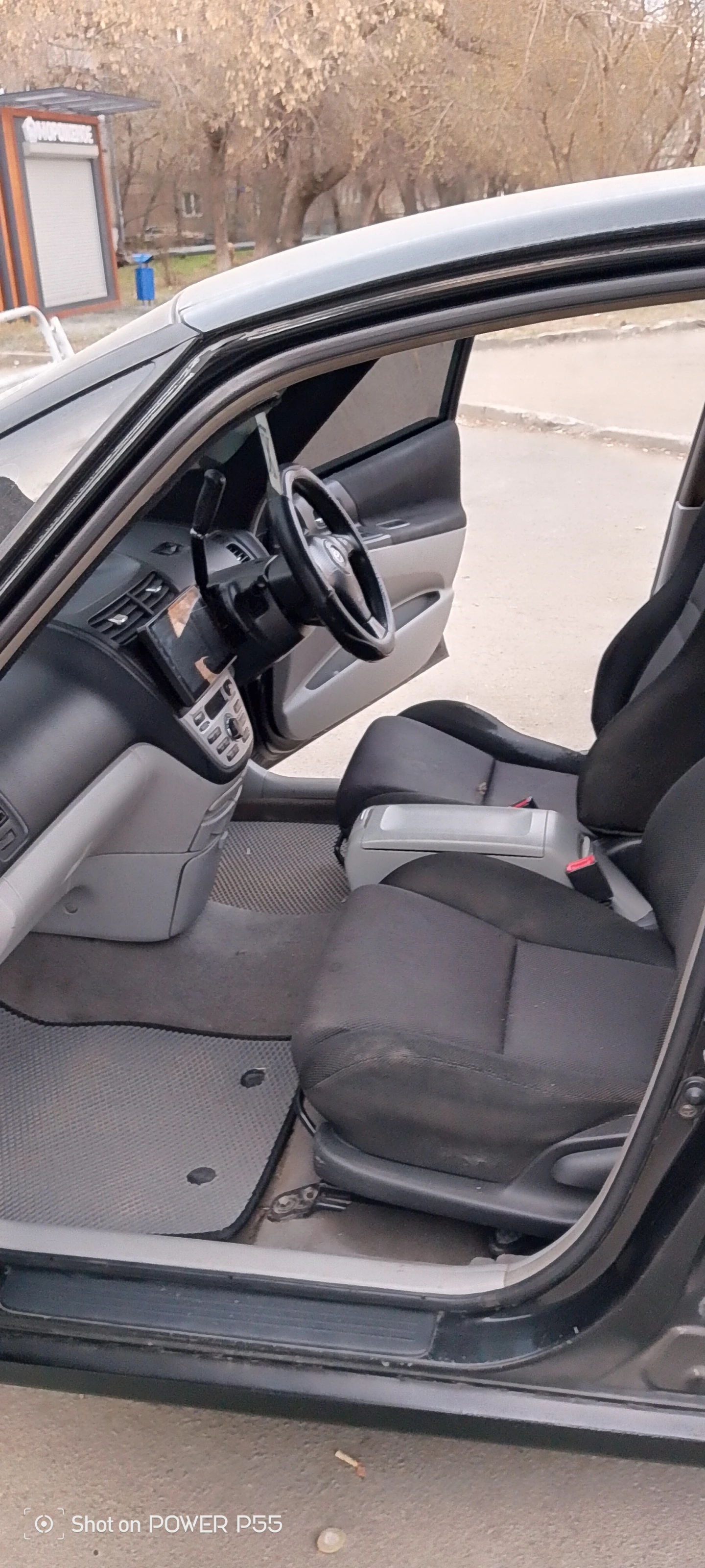 Toyota Opa, 2001г, передний привод, вариатор