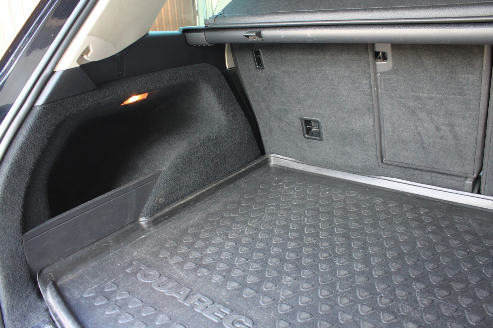 Volkswagen Touareg, 2016г, полный привод, автомат