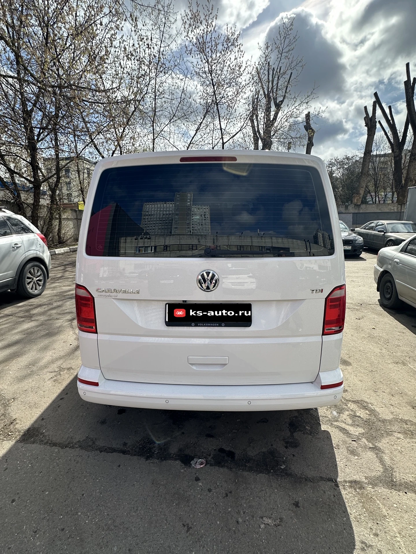 Volkswagen Caravelle, 2017г, передний привод, робот