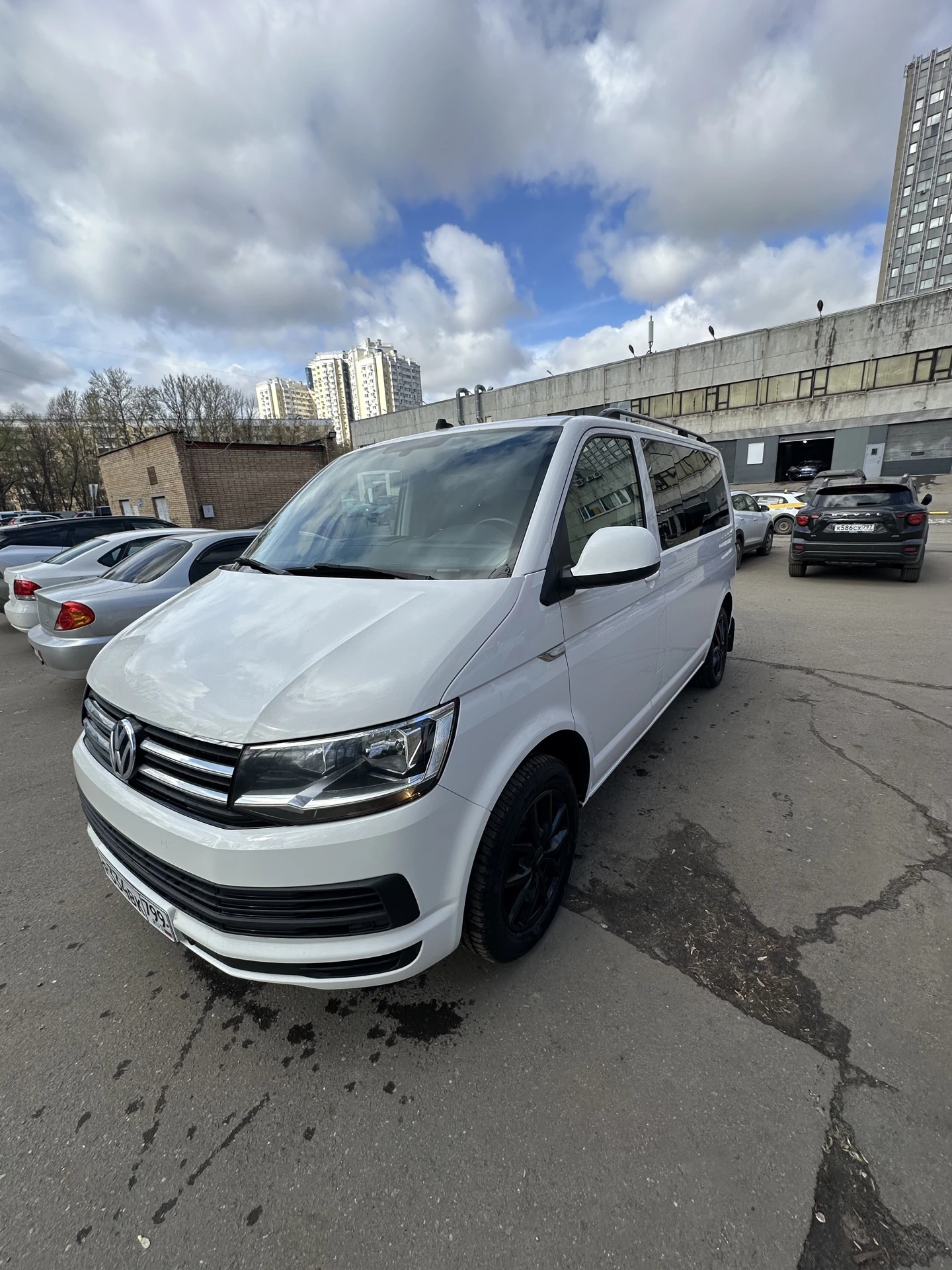 Volkswagen Caravelle, 2017г, передний привод, робот