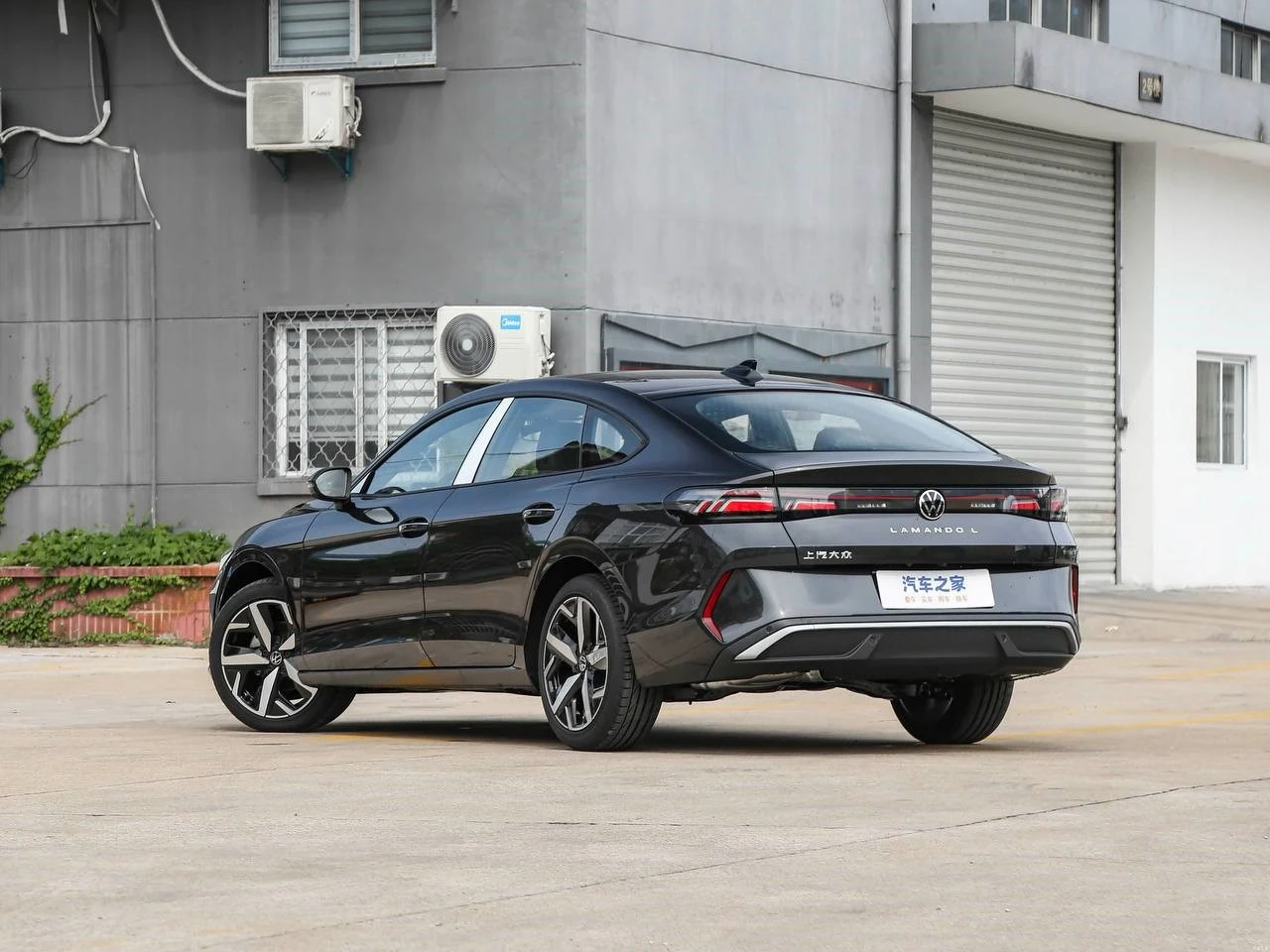 Volkswagen Lamando, 2025г, передний привод, робот