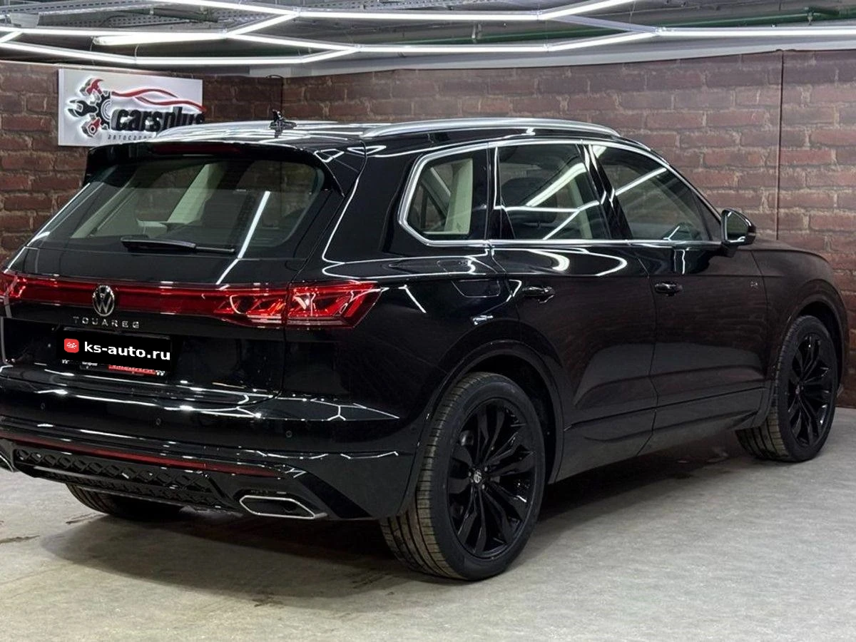 Volkswagen Touareg, 2025г, полный привод, автомат