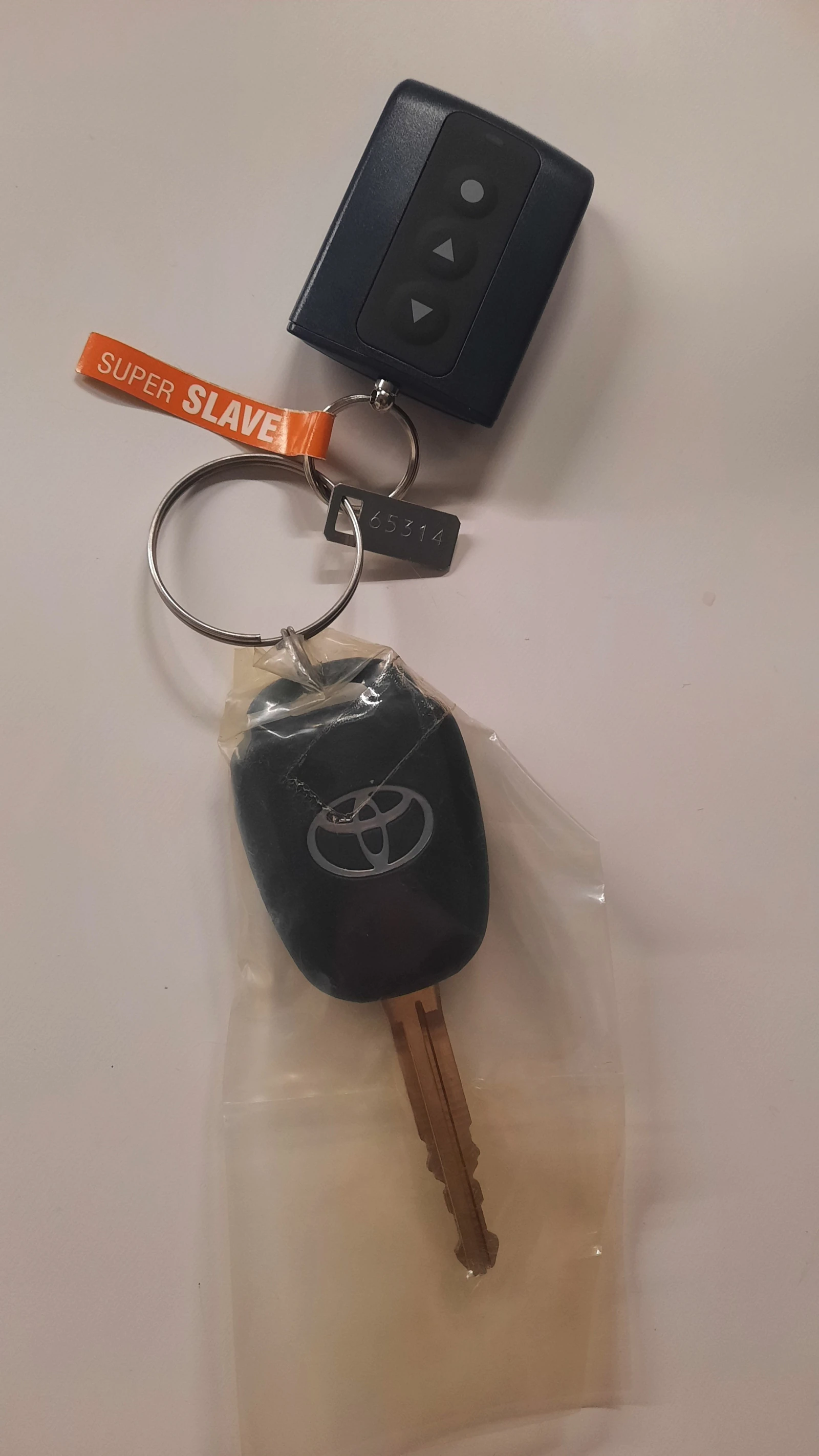 Toyota RAV4, 2014г, полный привод, вариатор