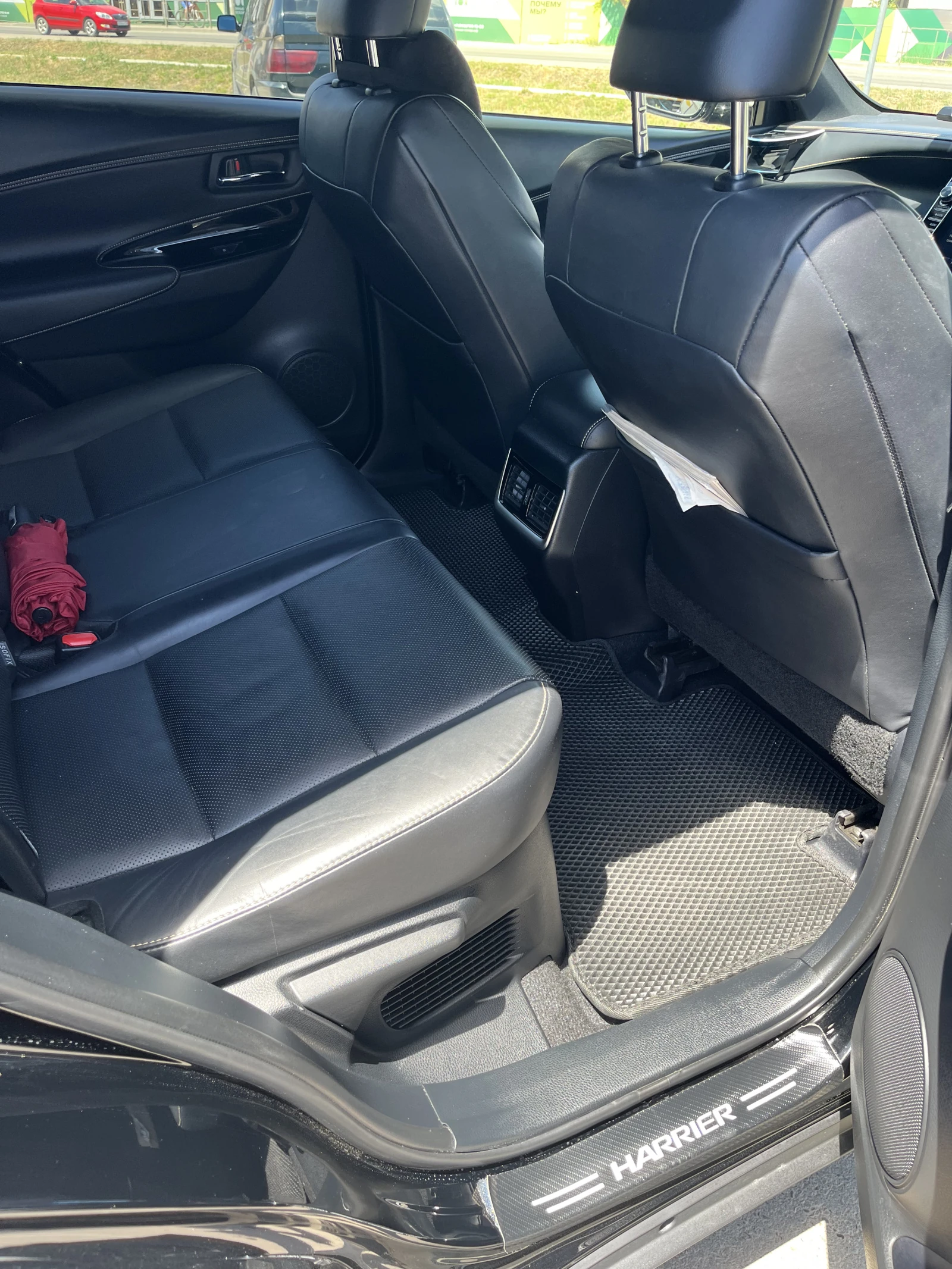 Toyota Harrier, 2018г, полный привод, вариатор