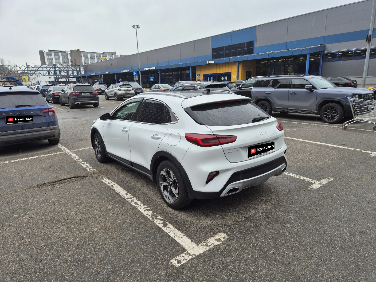 Kia XCeed, 2021г, передний привод, робот