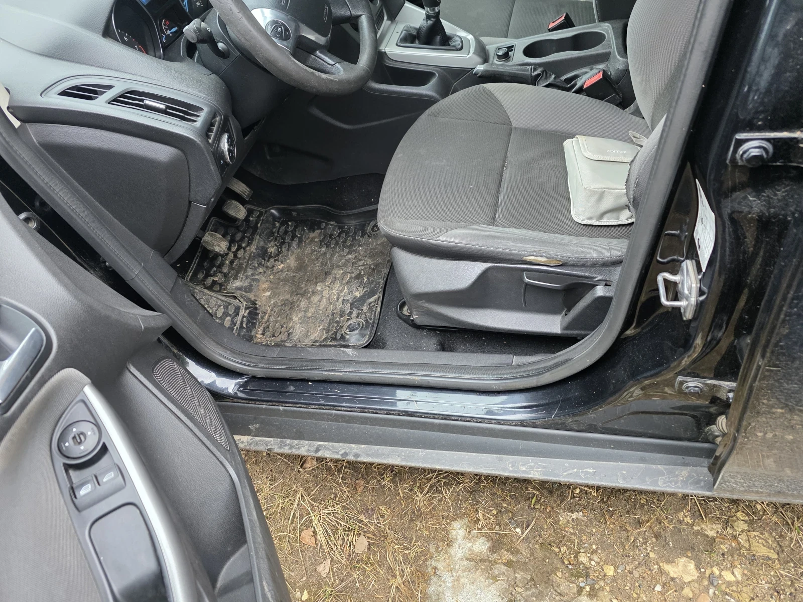 Ford Focus, 2013г, передний привод, механика