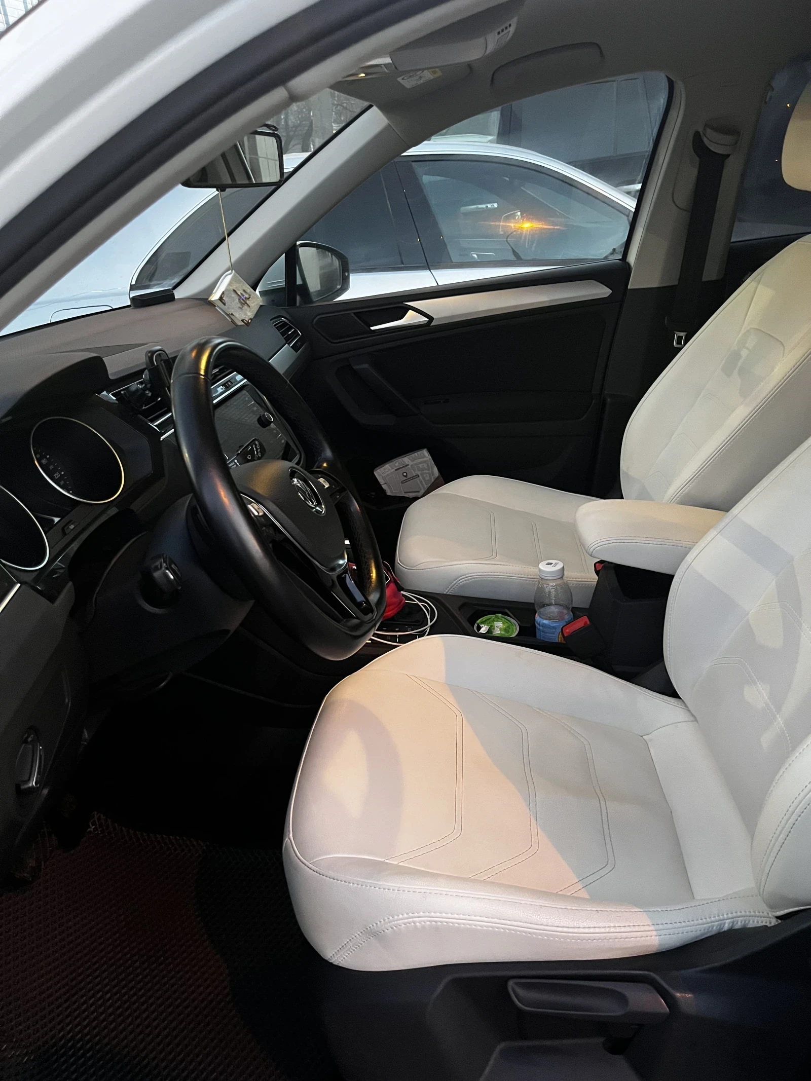 Volkswagen Tiguan, 2020г, передний привод, робот